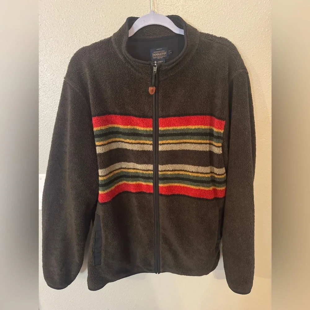 Pendleton zip up fleece jacket camp stripe outdoors winter warm fall sweater